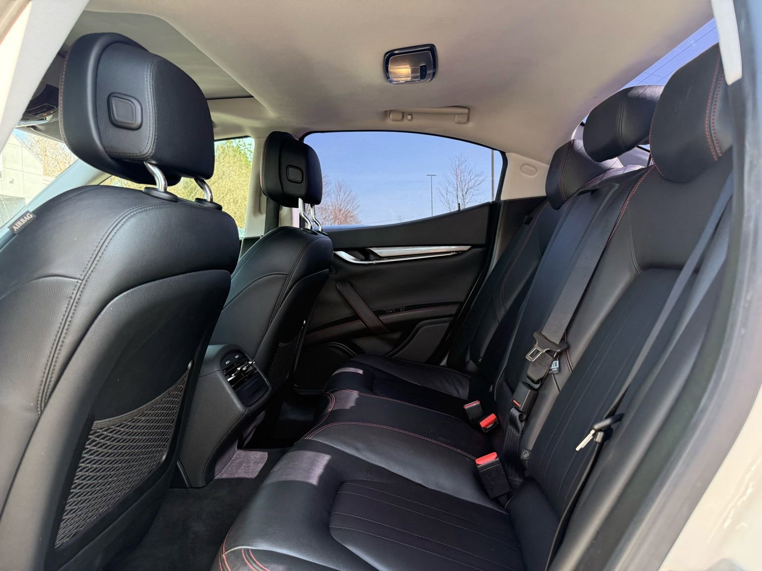 Used 2018 Maserati Ghibli image 27