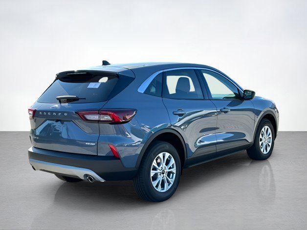 New 2026 Ford Escape Active image 3
