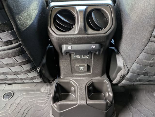 Used 2023 Jeep Gladiator Rubicon w/ LED Lighting Group image 24