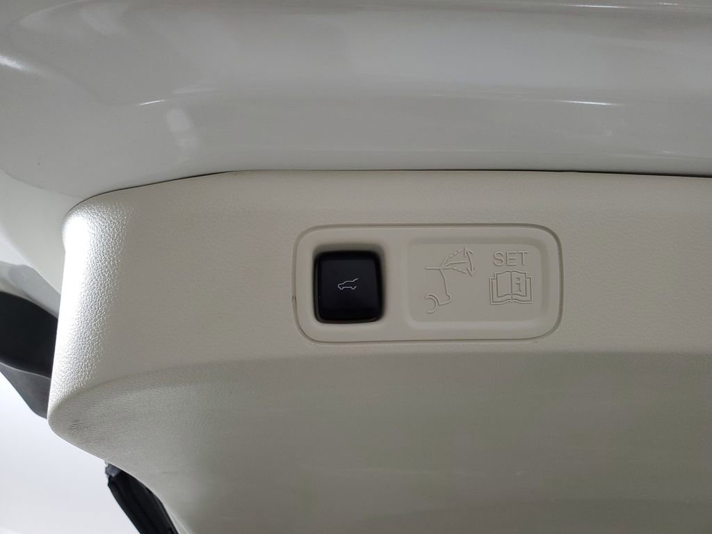Certified 2024 Lincoln Navigator L Black Label AWD/4WD image 7
