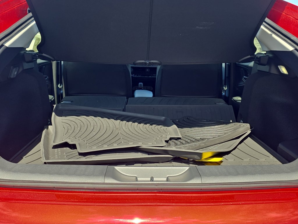 New 2026 Toyota Prius Plug-In Hybrid FWD image 10