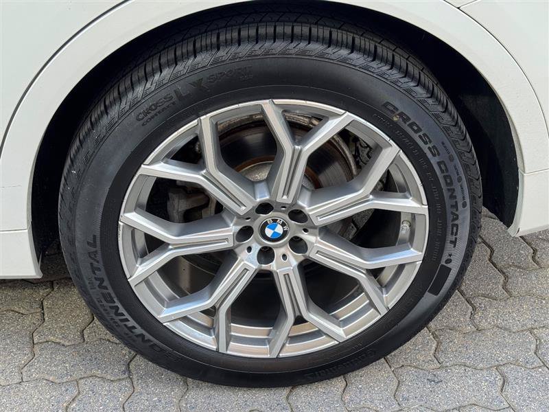 Used 2020 BMW X7 xDrive40i AWD/4WD image 18