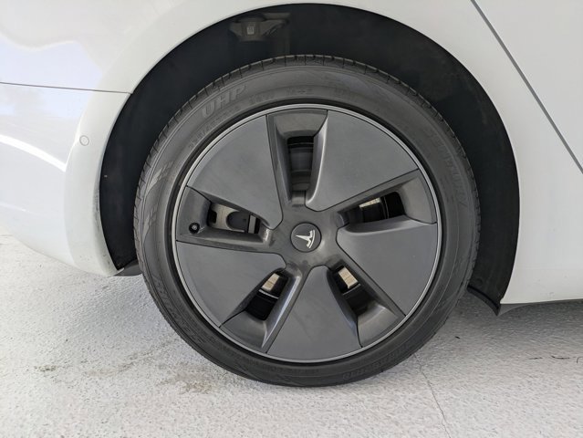 Used 2021 Tesla Model 3 Long Range AWD/4WD image 22