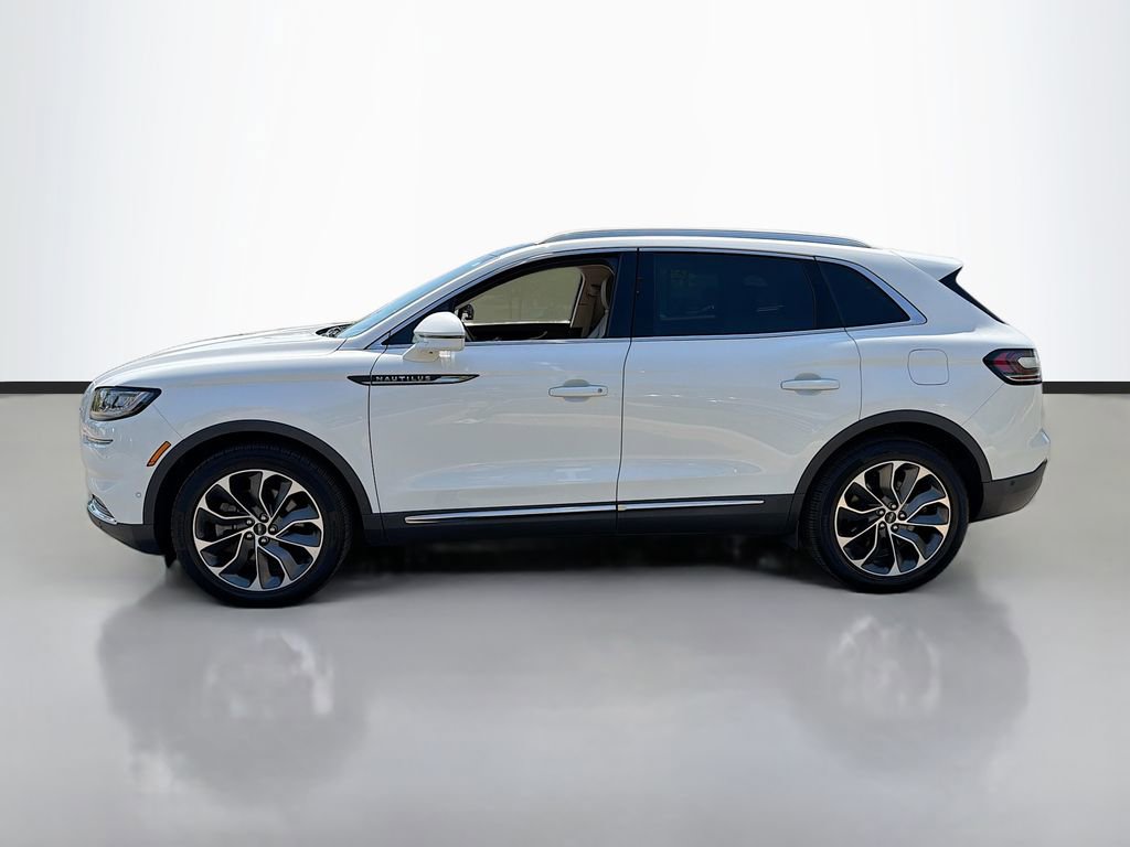 Used 2021 Lincoln Nautilus Reserve w/ Equipment Group 201A AWD/4WD image 9