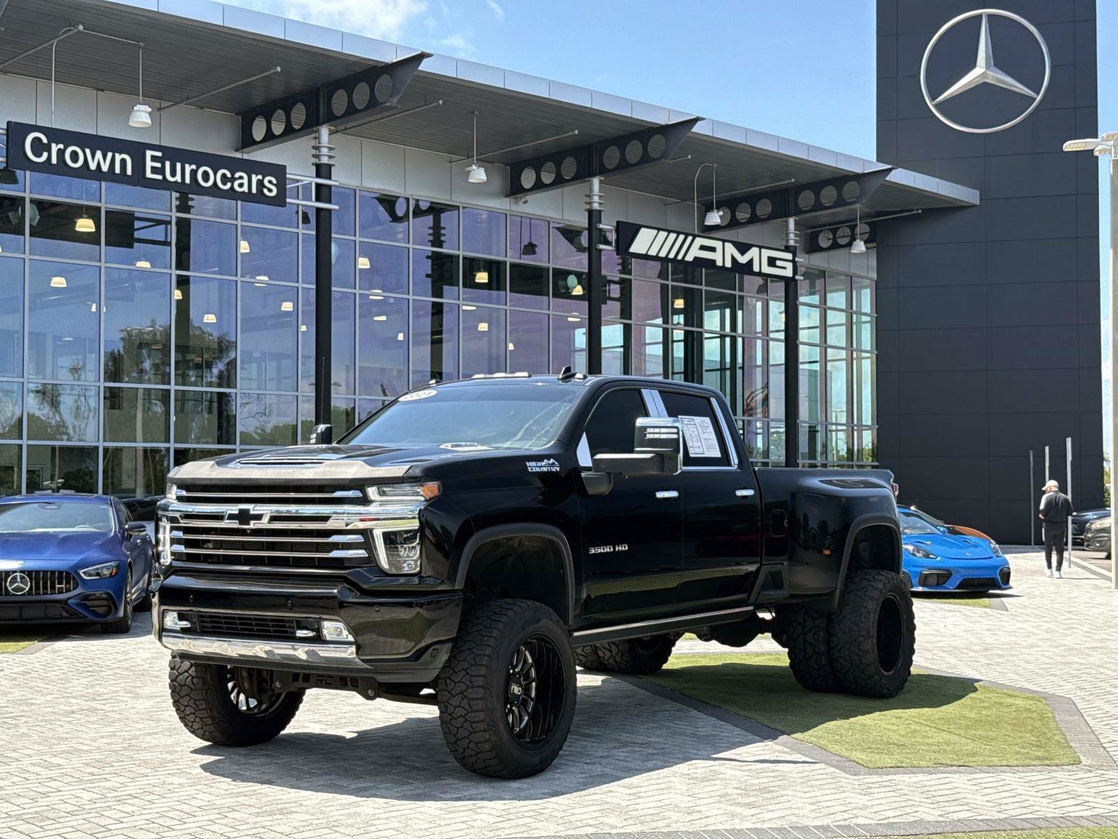 Used 2021 Chevrolet Silverado 3500 High Country AWD/4WD image 1