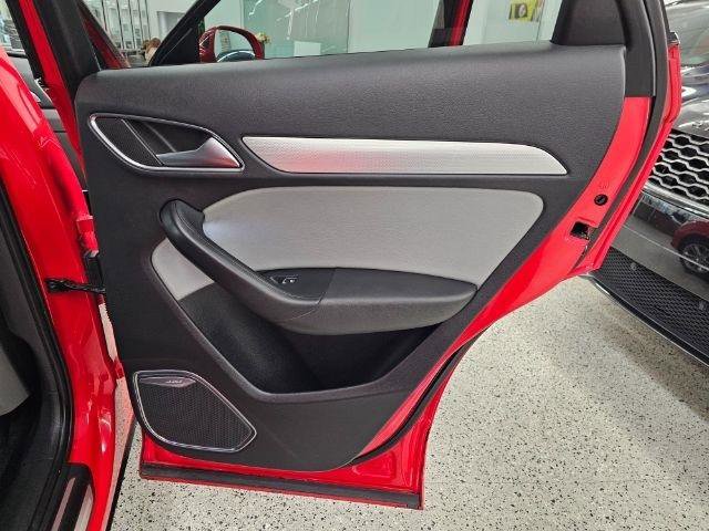 Used 2016 Audi Q3 2.0T Prestige w/ Prestige Package image 26