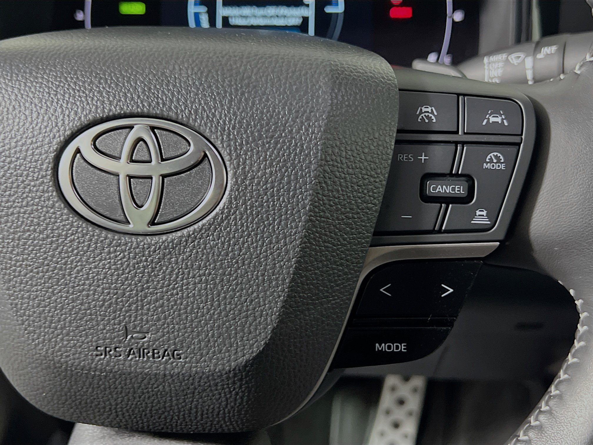 Used 2025 Toyota Camry SE FWD image 20