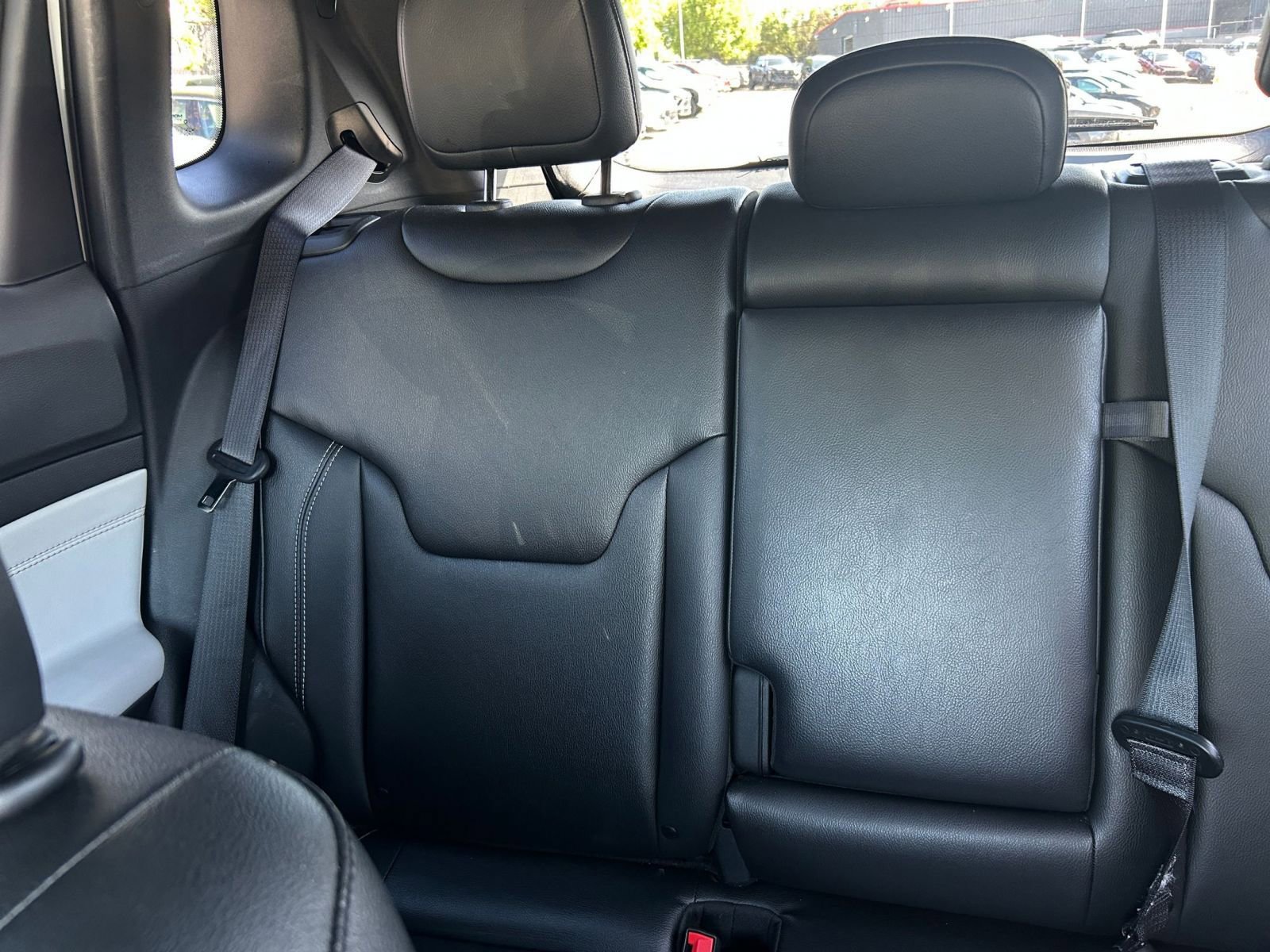 Used 2025 Jeep Compass Limited AWD/4WD image 34