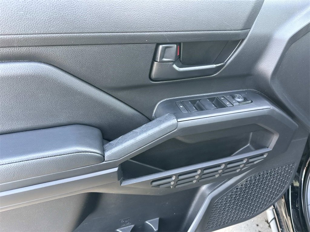 Used 2024 Toyota Tacoma SR image 15