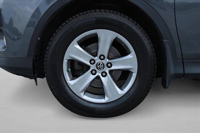 Used 2015 Toyota RAV4 XLE AWD/4WD image 13