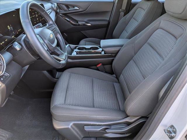 Used 2025 Chevrolet Equinox LT image 16