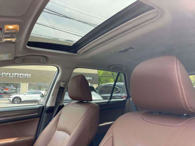 Used 2019 Subaru Outback 3.6R Touring AWD/4WD image 19
