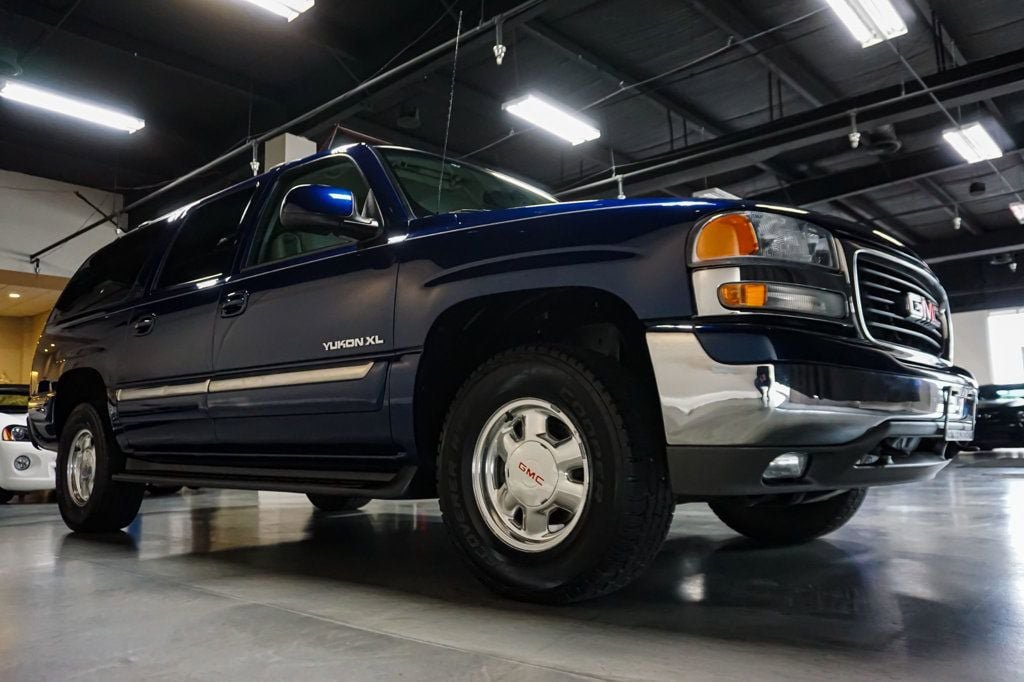 Used 2001 GMC Yukon XL 4WD image 4