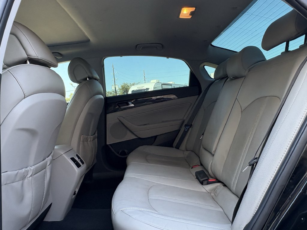 Used 2017 Hyundai Sonata Limited w/ Ultimate Package 04 FWD image 25