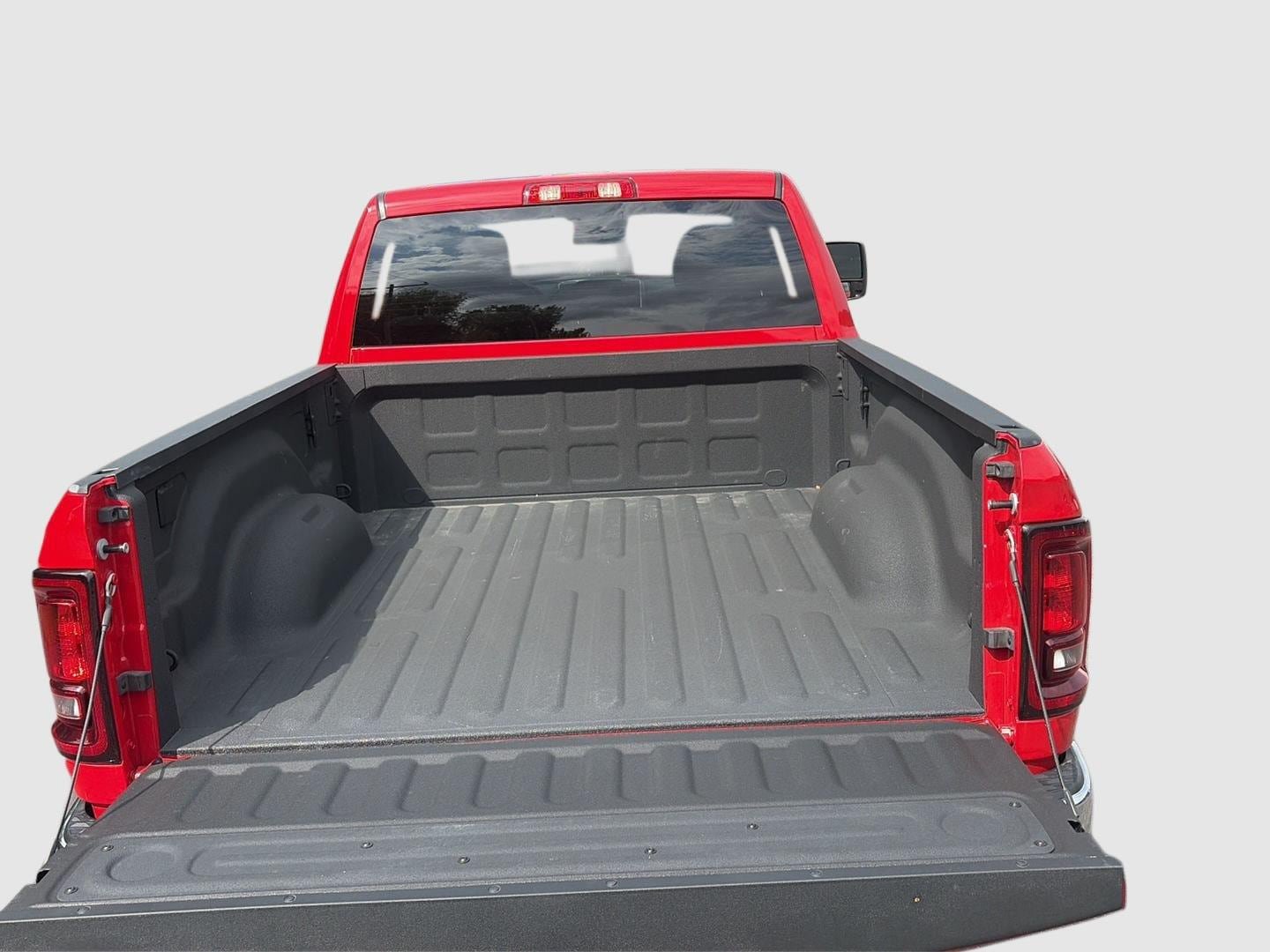 Used 2026 RAM 2500 Big Horn AWD/4WD image 9