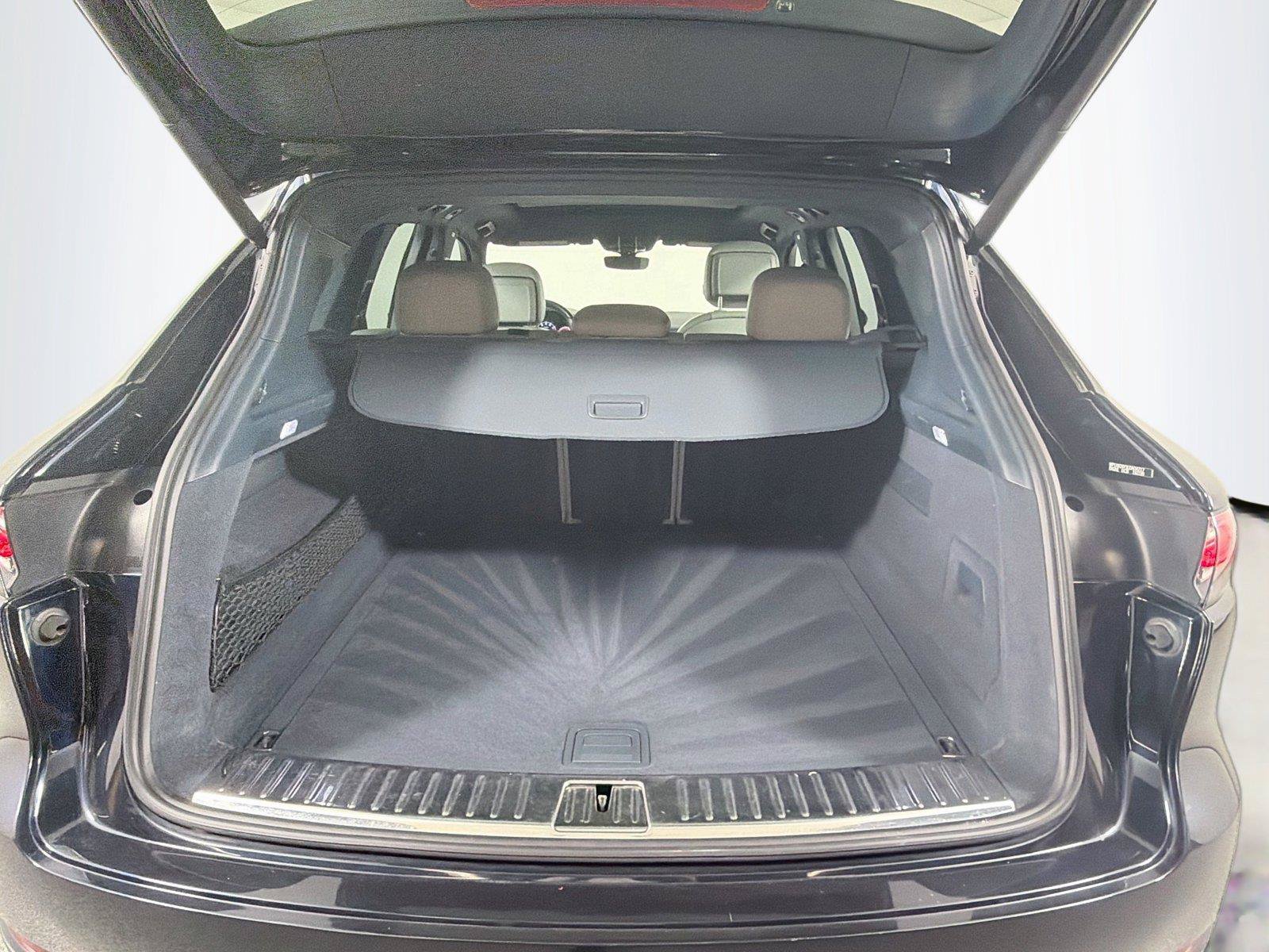 Certified 2020 Porsche Cayenne AWD/4WD image 36