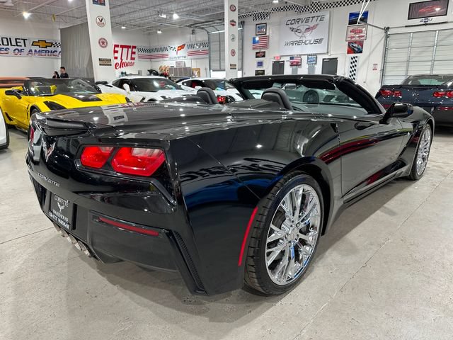 Used 2018 Chevrolet Corvette Stingray Convertible w/ Carbon Flash Badge Package RWD image 16