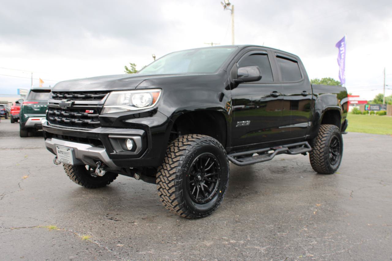 Used 2021 Chevrolet Colorado Z71 w/ Z71 Midnight Edition AWD/4WD image 12