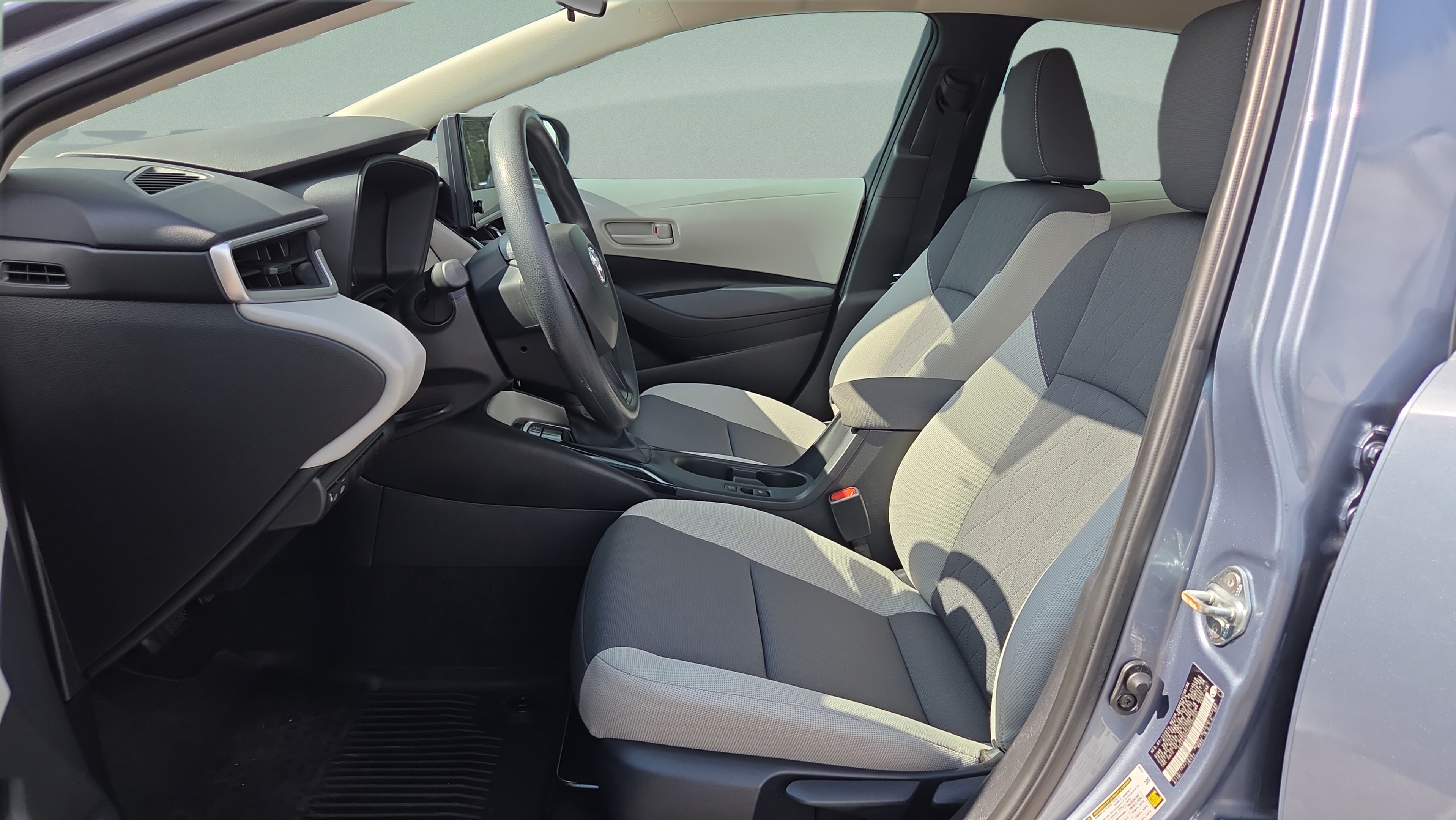Certified 2024 Toyota Corolla LE FWD image 9