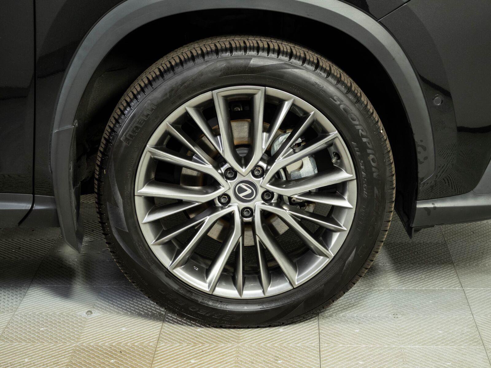 Used 2024 Lexus NX 350h AWD w/ Vision Package image 36