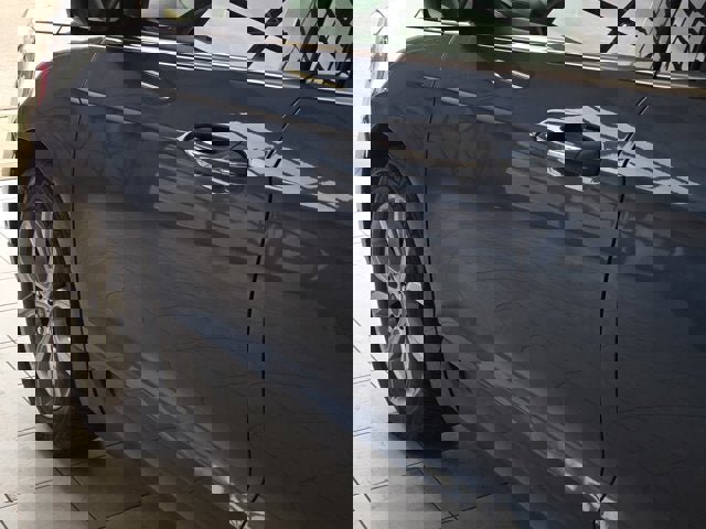 Used 2019 Ford Edge Titanium w/ Equipment Group 301A image 16