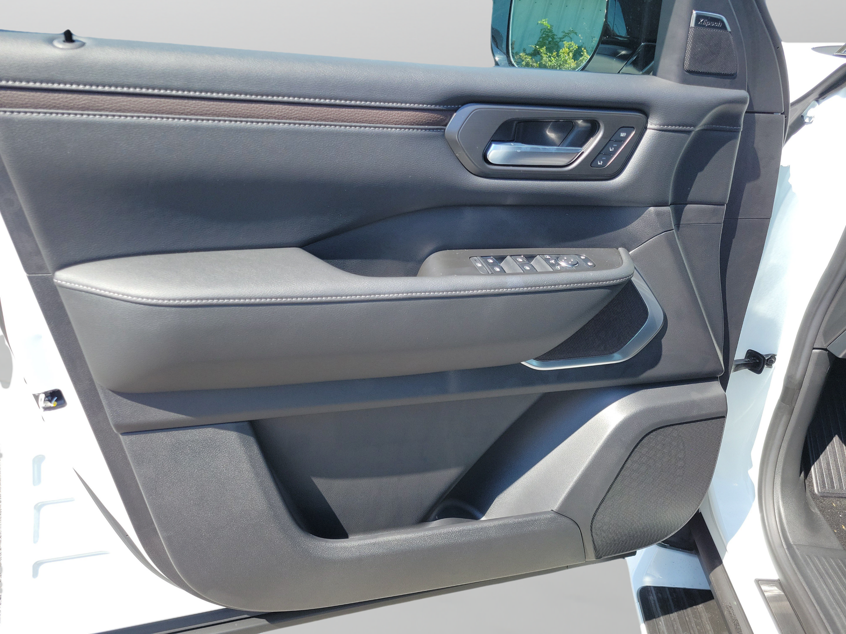 New 2026 Nissan Armada Platinum Reserve AWD/4WD image 14