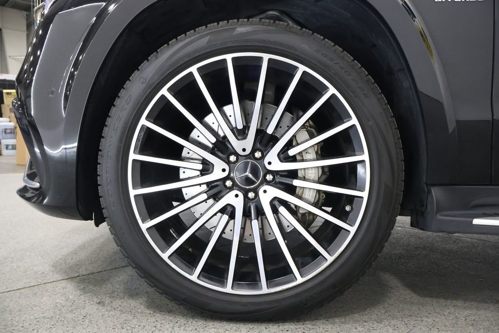 Certified 2018 Mercedes-Benz GLS 63 AMG 4MATIC image 5