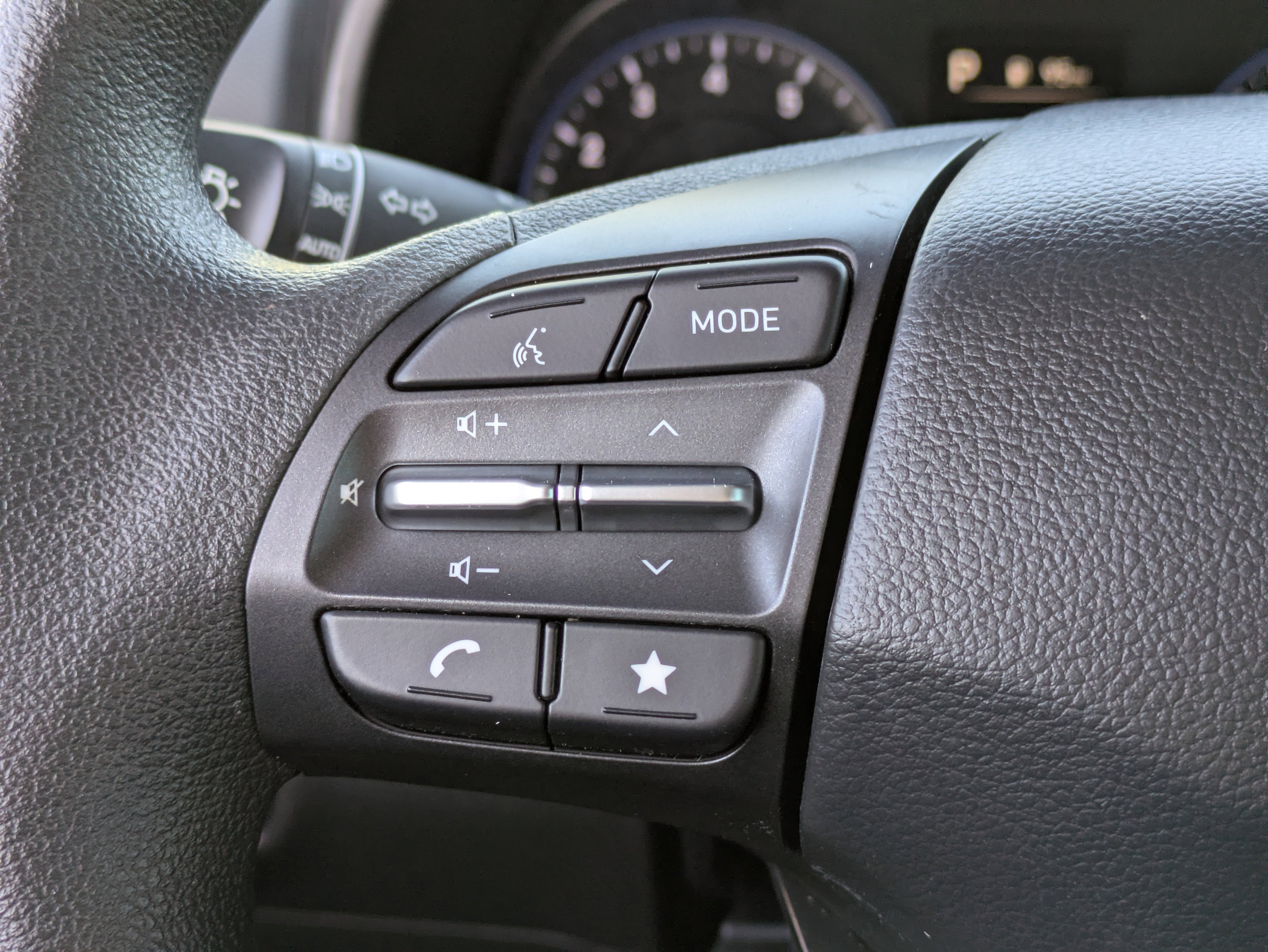 Used 2022 Hyundai Kona SEL w/ Cargo Package image 22