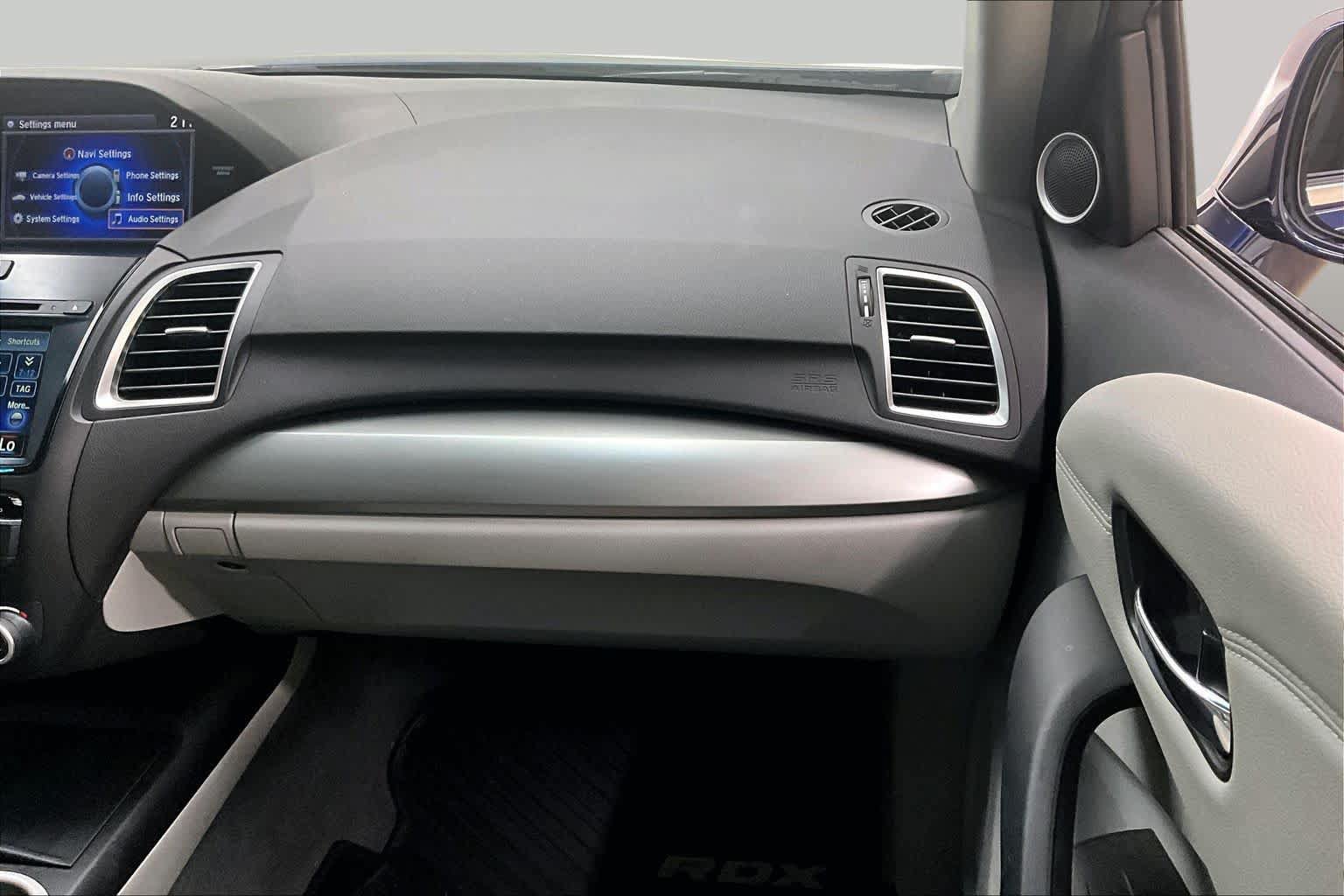 Used 2018 Acura RDX FWD w/ Technology Package image 18