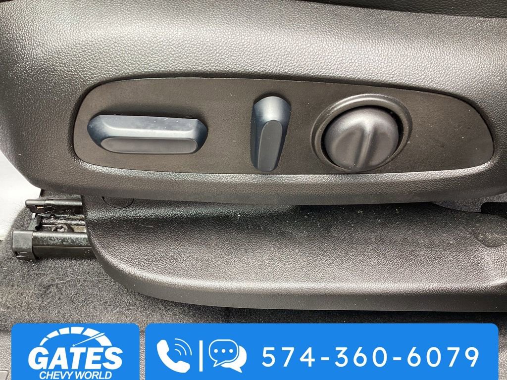 Used 2024 Chevrolet Equinox RS AWD/4WD image 16