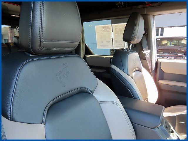 Used 2023 Ford Bronco Wildtrak image 9