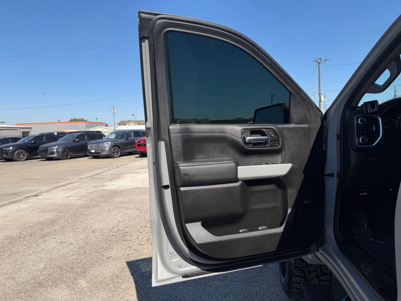 Used 2020 GMC Sierra 1500 SLT w/ SLT Premium Plus Package AWD/4WD image 20