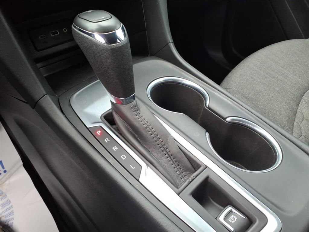 Used 2020 Chevrolet Equinox LT image 15