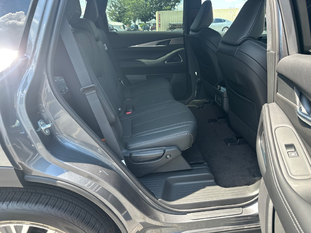 New 2027 INFINITI QX60 Luxe w/ Cargo Package FWD image 13