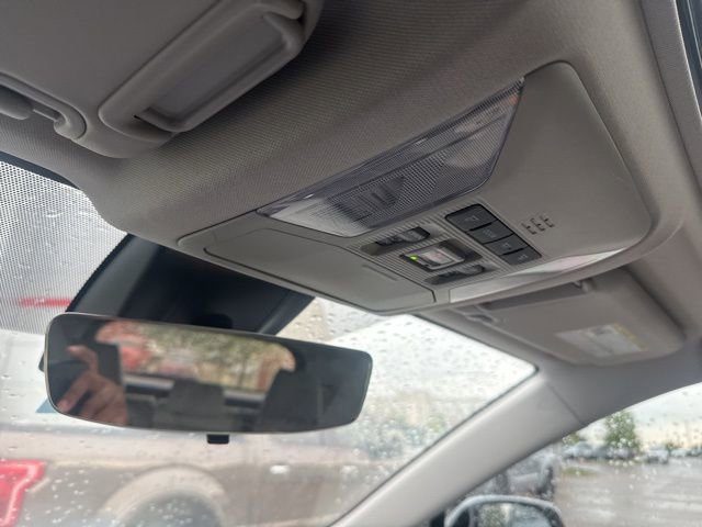 Used 2023 Toyota RAV4 XLE Premium FWD image 15