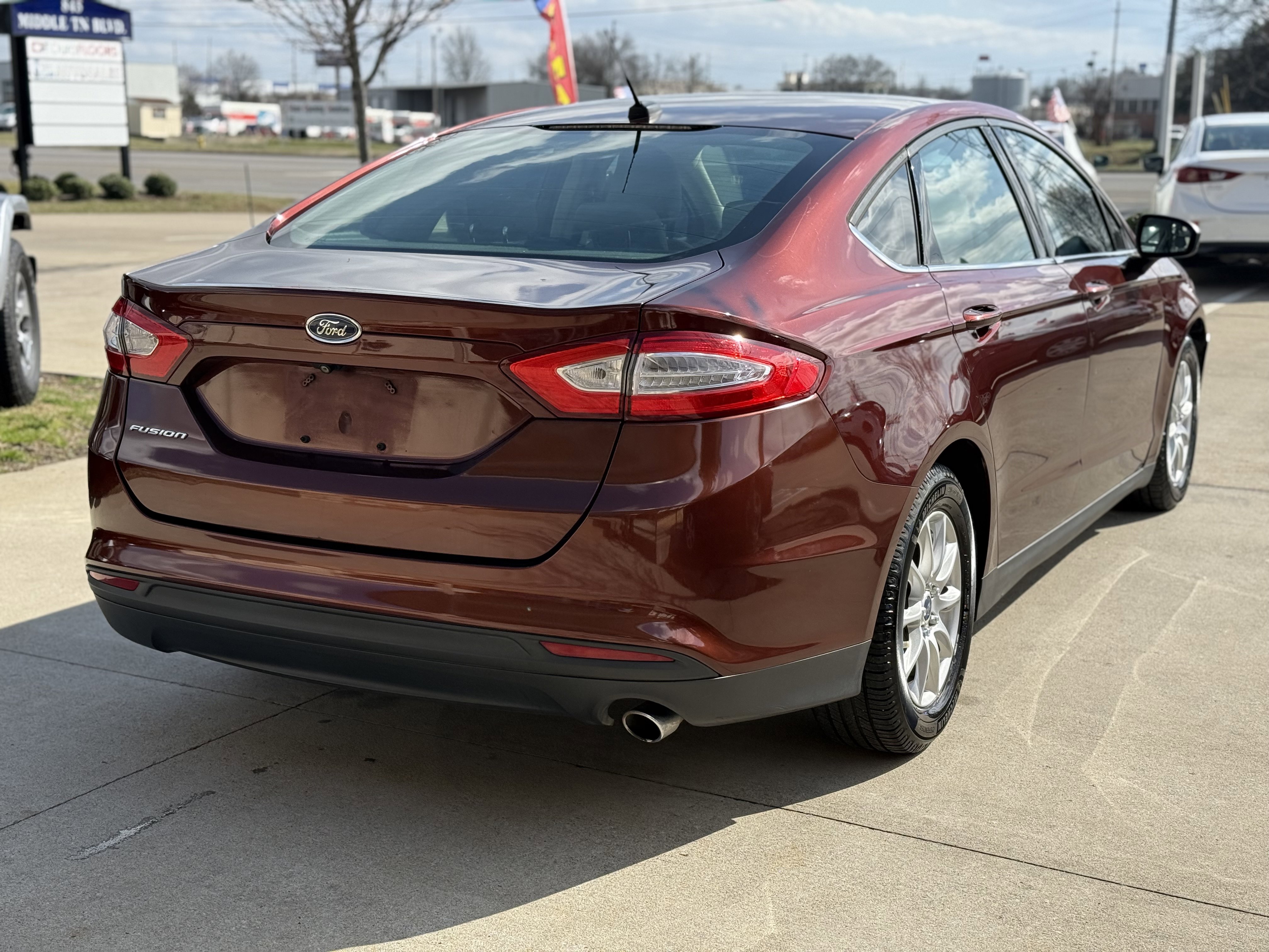 Used 2015 Ford Fusion S image 7