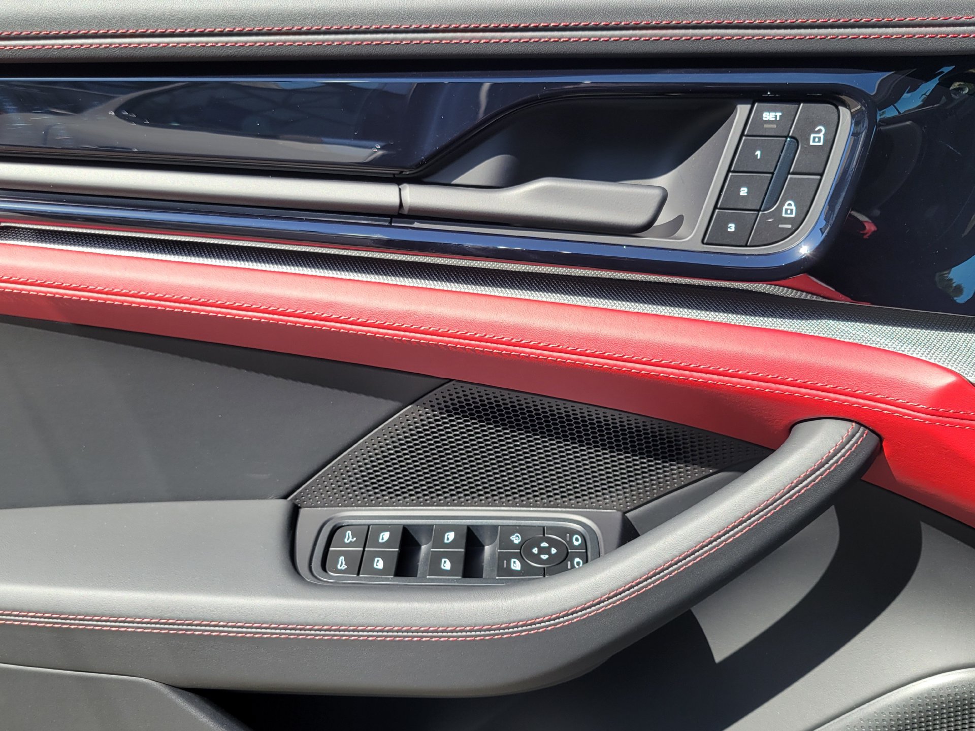 New 2026 Porsche Panamera 4 AWD/4WD image 25
