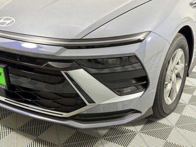 New 2026 Hyundai Sonata SE FWD image 11