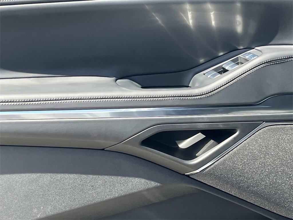 New 2025 Lincoln Navigator Reserve w/ Jet Appearance Package image 12