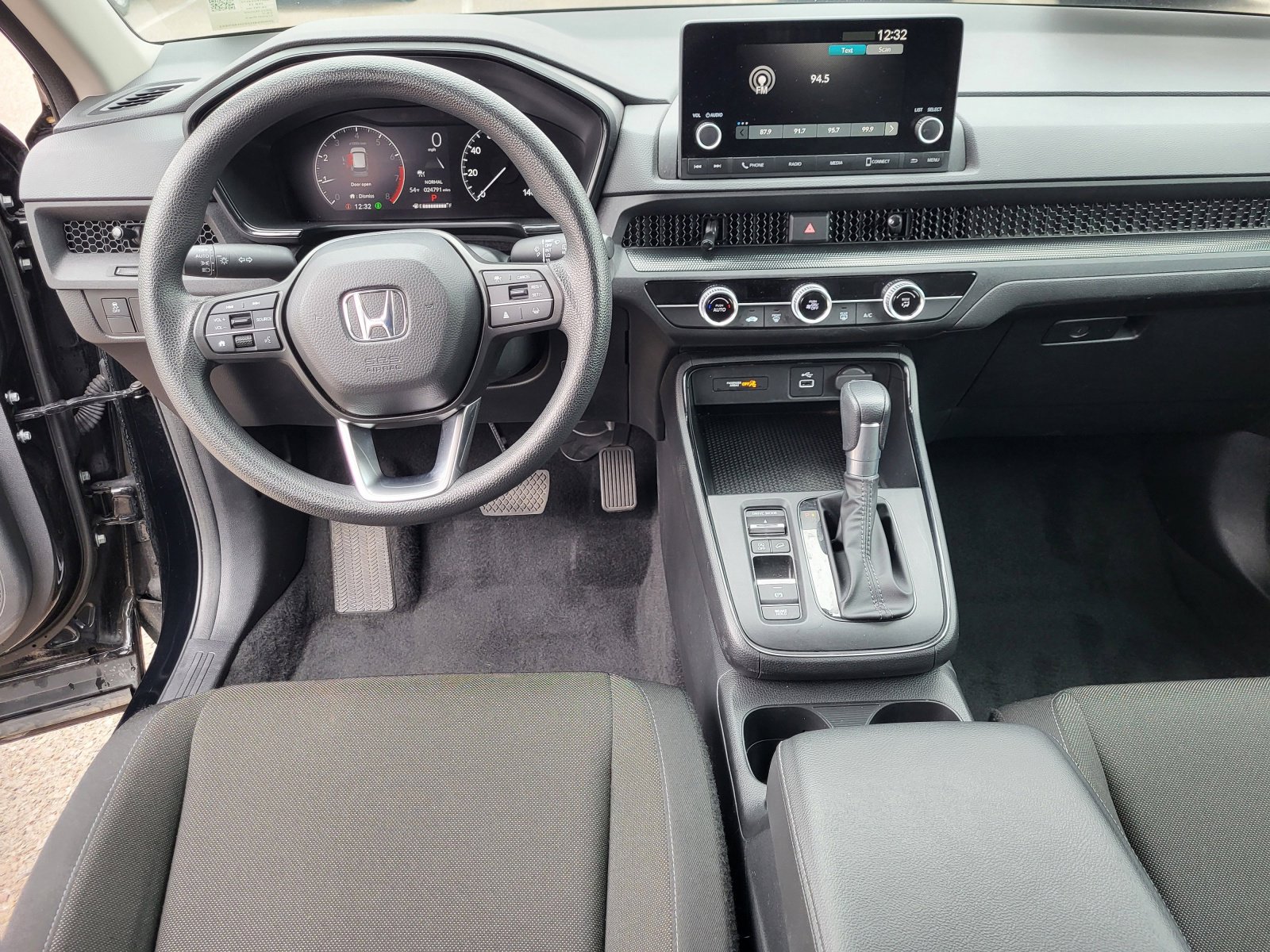 Used 2025 Honda CR-V LX image 18