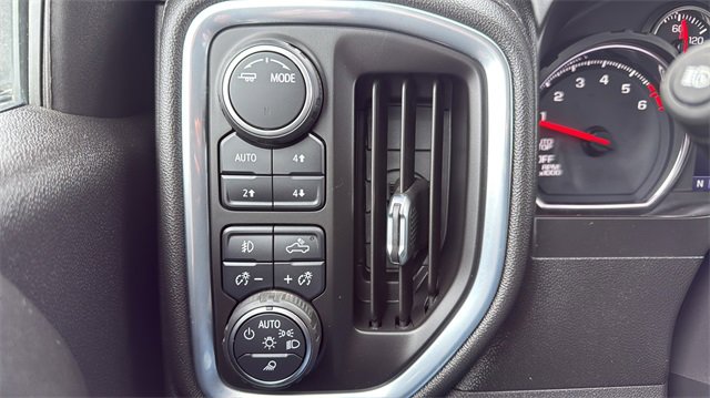 Used 2021 Chevrolet Silverado 1500 LTZ image 15