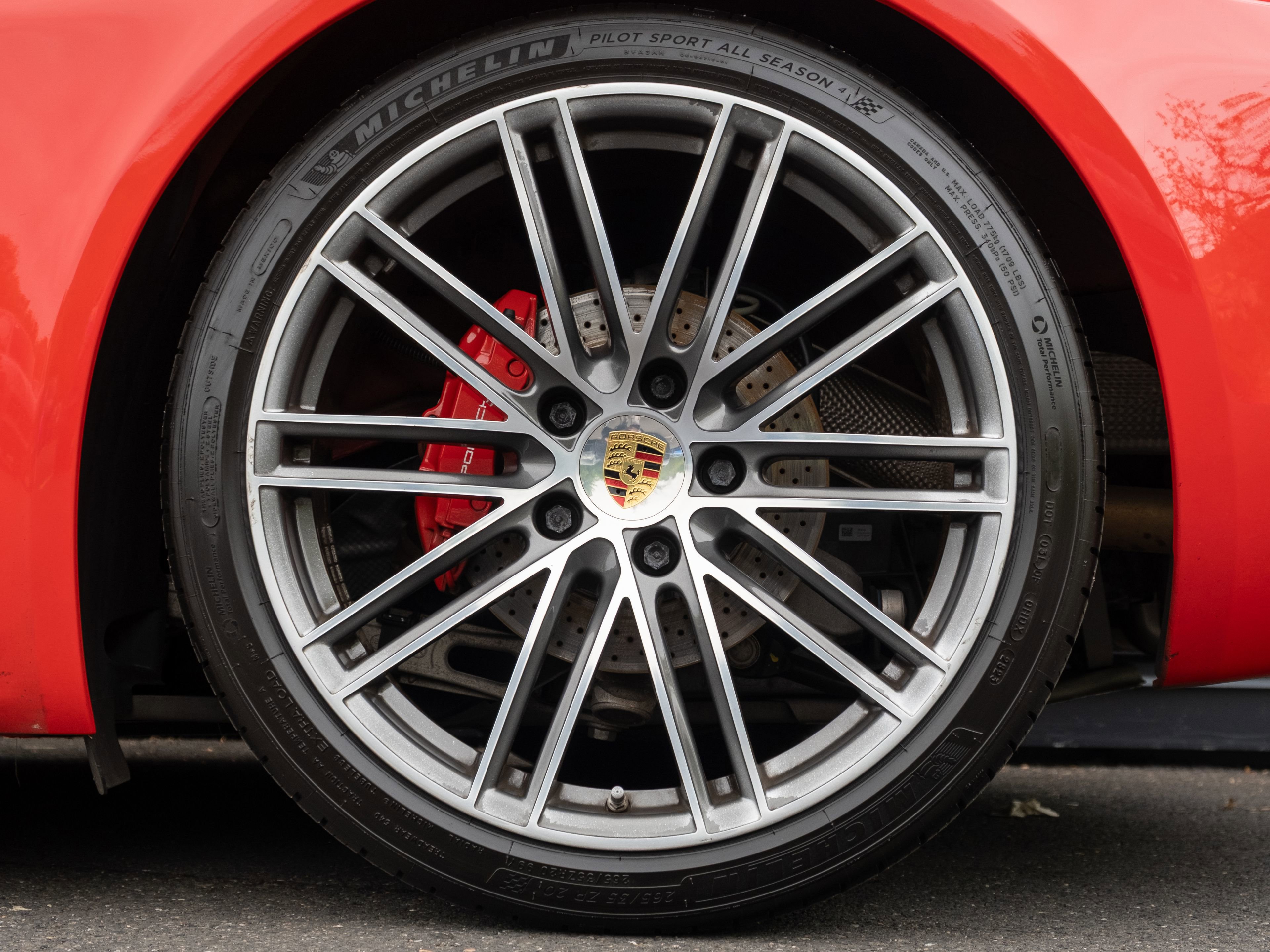 Certified 2020 Porsche 718 Boxster S RWD image 13