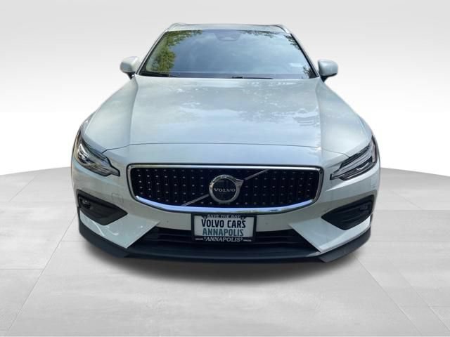 New 2026 Volvo V60 B5 Cross Country Plus w/ Protection Package Premier AWD/4WD image 2