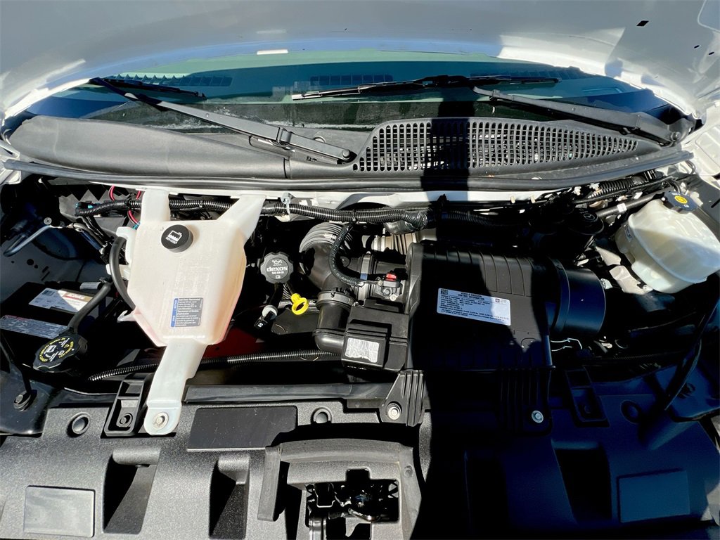 Used 2017 Chevrolet Express 3500 Work Van image 22