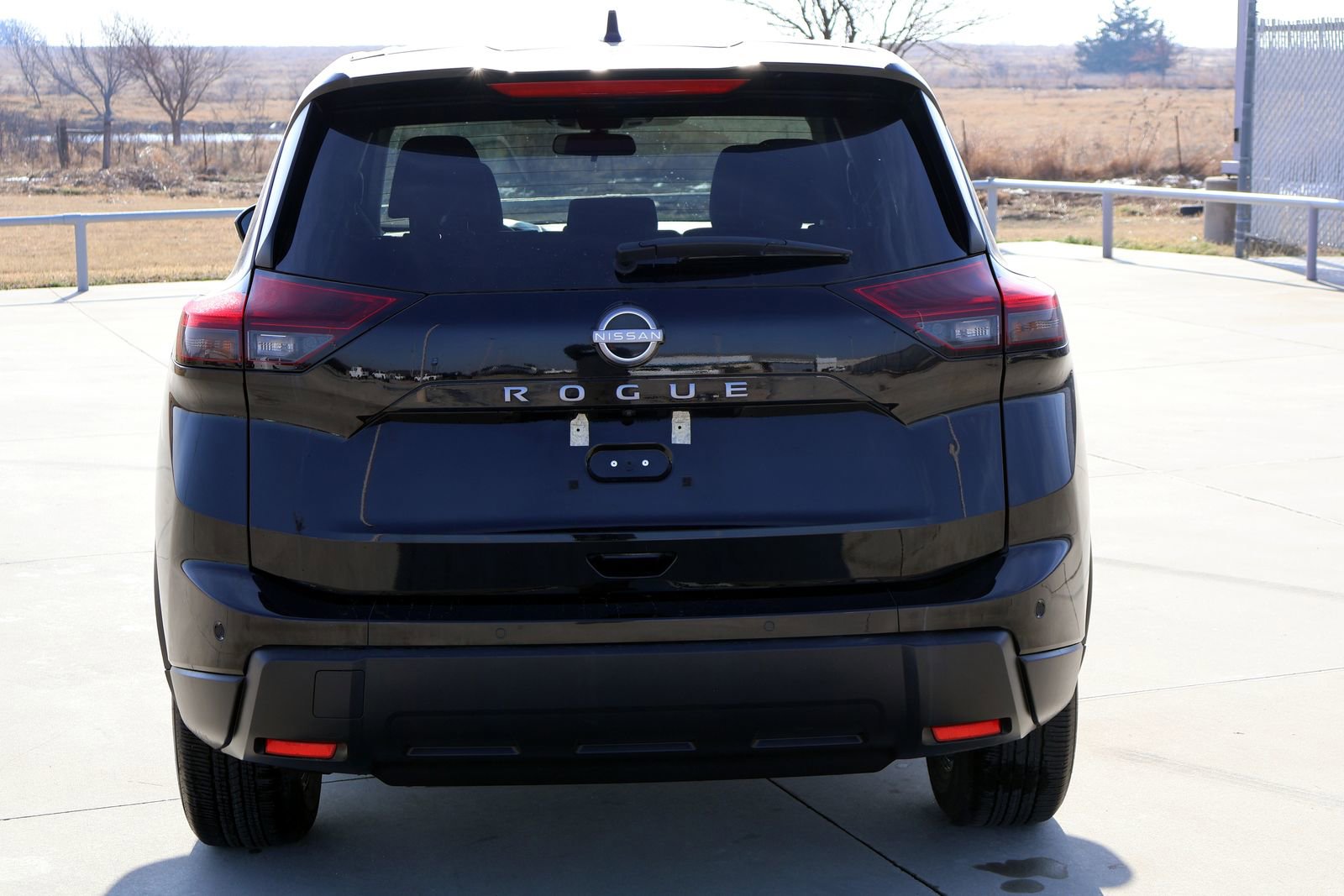 Used 2025 Nissan Rogue SV FWD image 7