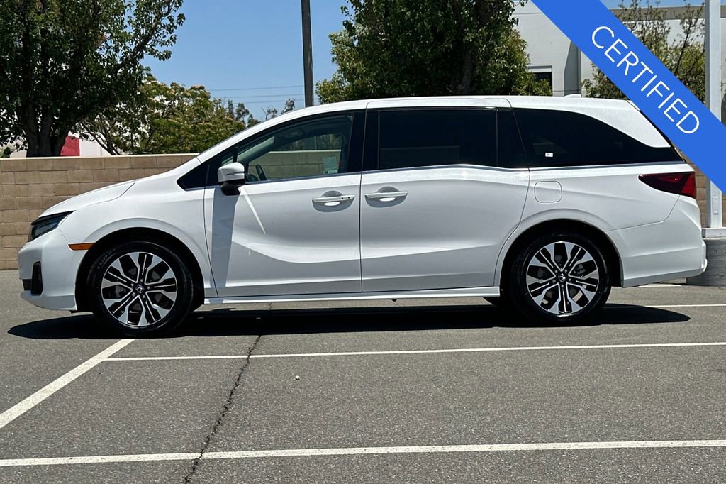 Certified 2026 Honda Odyssey Elite image 7