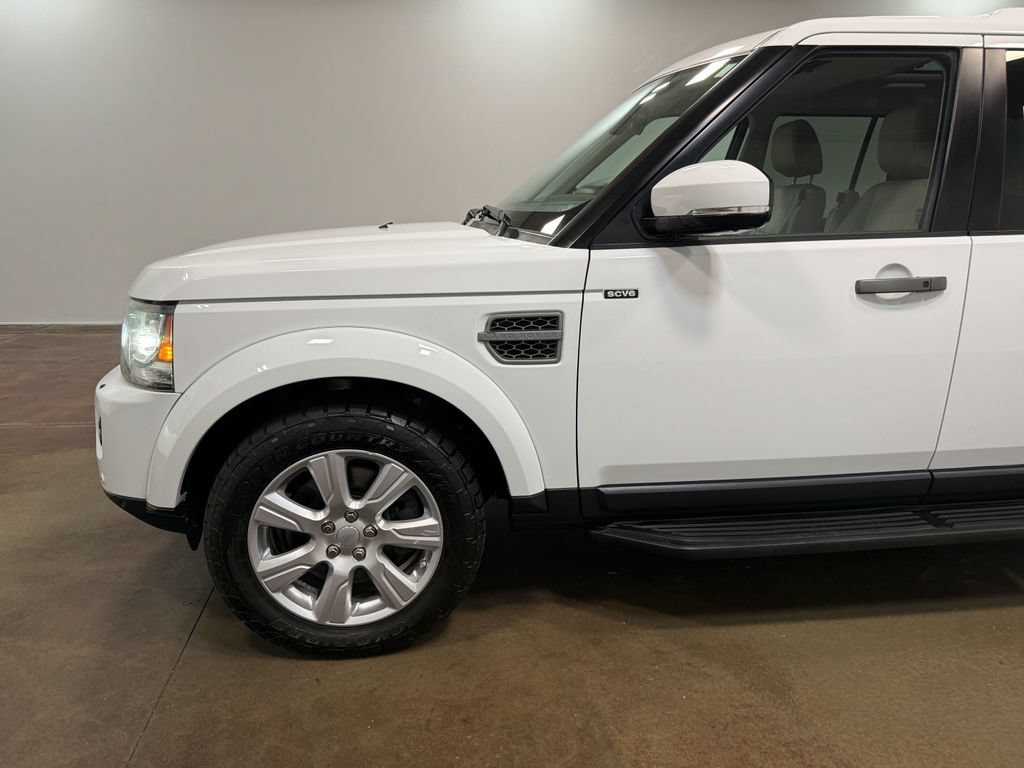 Used 2016 Land Rover LR4 HSE AWD/4WD image 38
