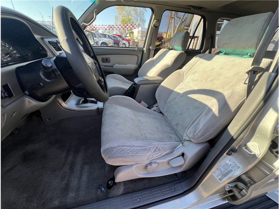 Used 2001 Toyota 4Runner SR5 image 14