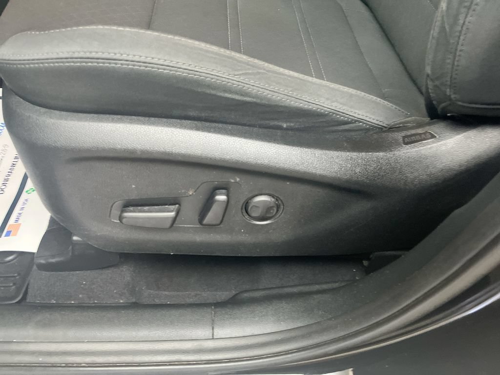 Used 2020 Kia Sorento LX w/ LX I4 Convenience Package FWD image 16