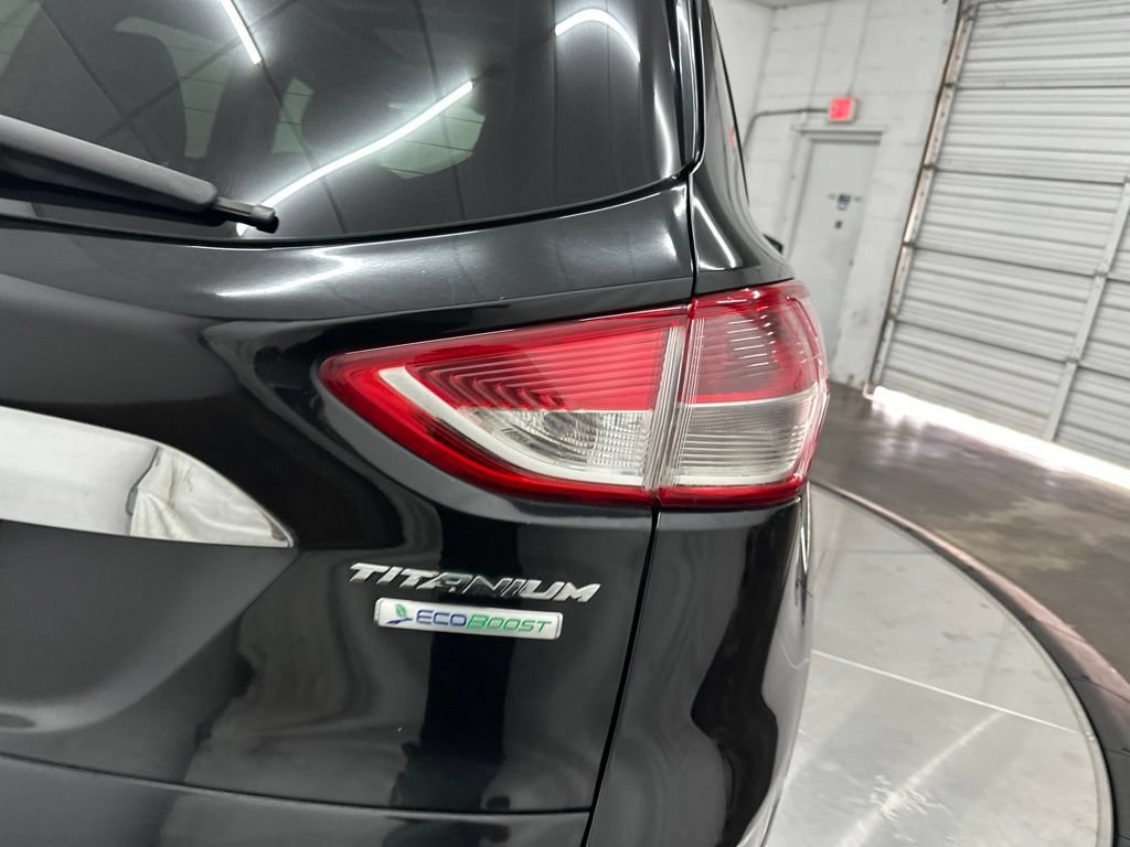Used 2014 Ford Escape Titanium w/ Equipment Group 401A FWD image 10